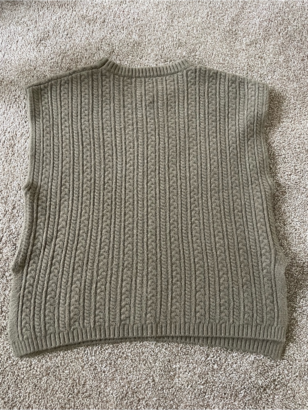 Cable Knit Sleeveless Sweater Vest in Olive - Picture 5 of 6
